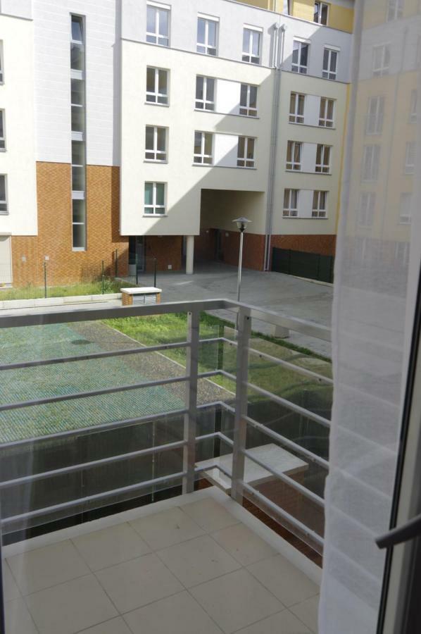 Apartment 5e